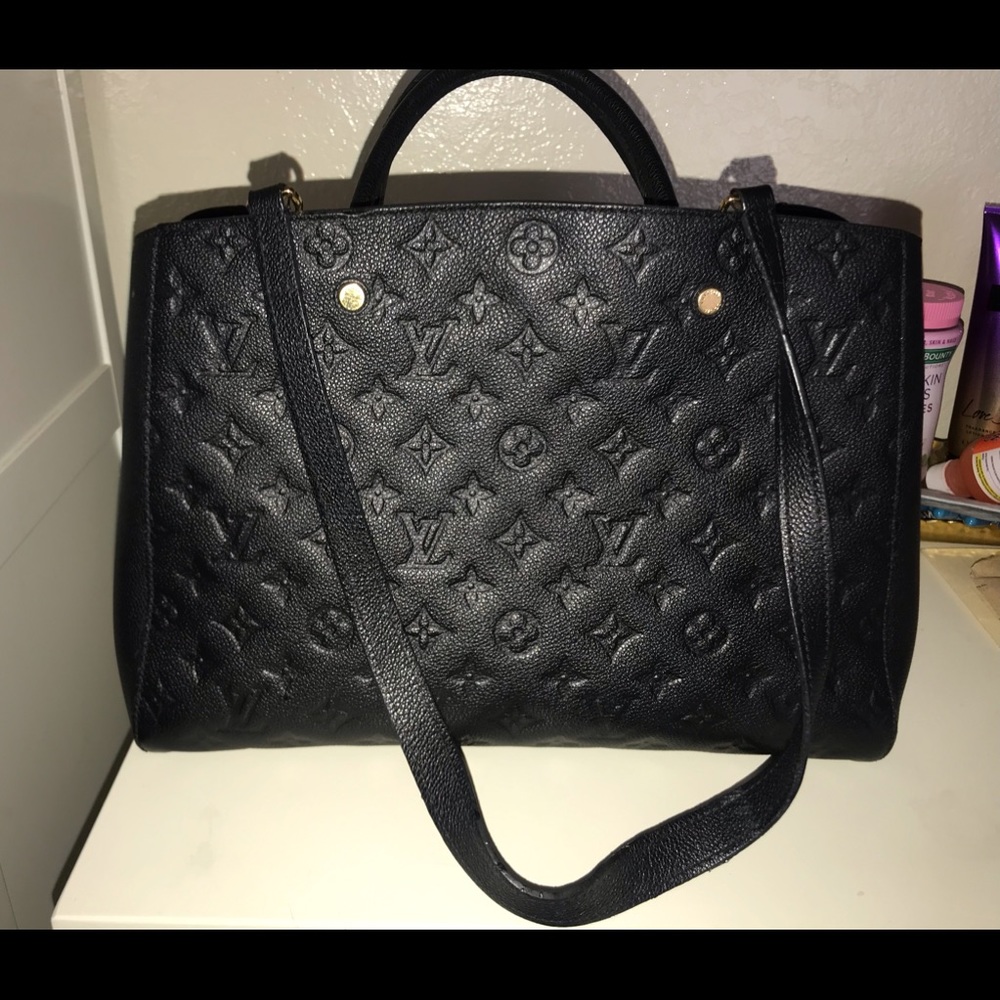 Gorgeous Louis Vuitton purse!